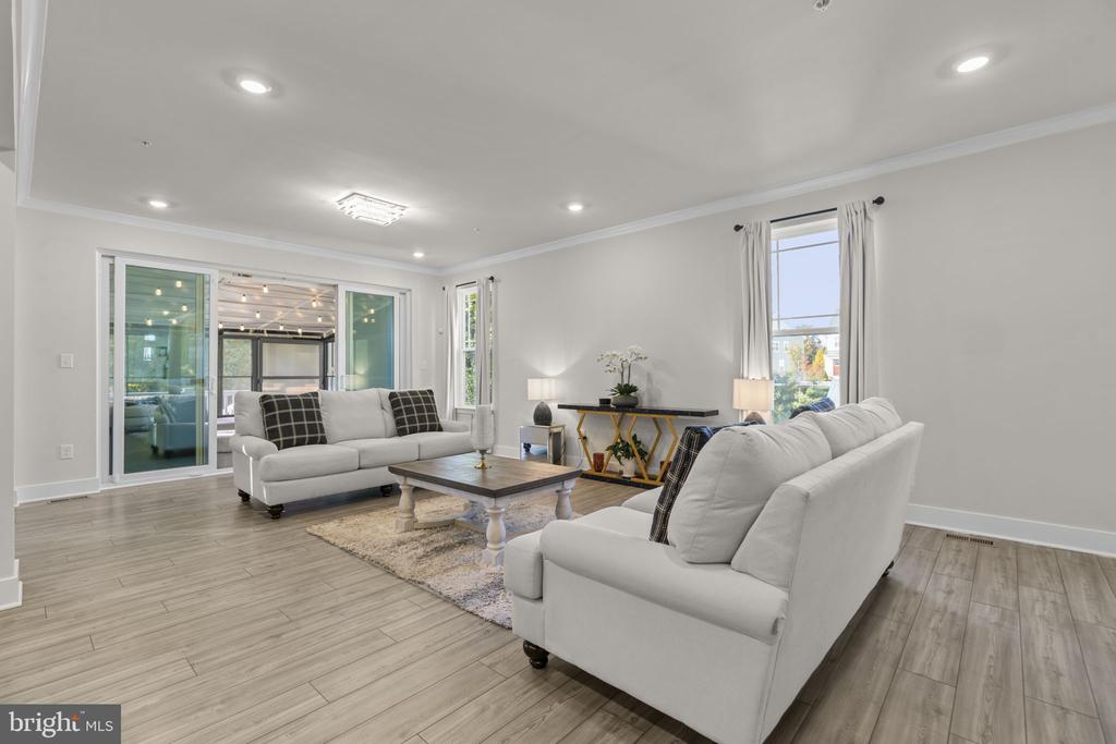 1904 WATERS LANDING DRIVE