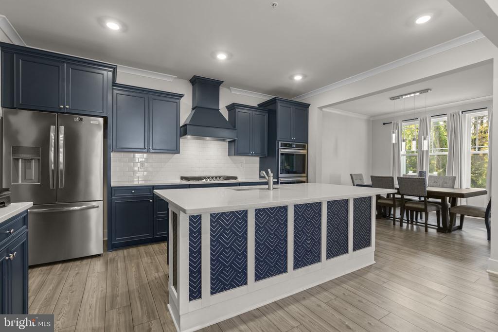 1904 WATERS LANDING DRIVE