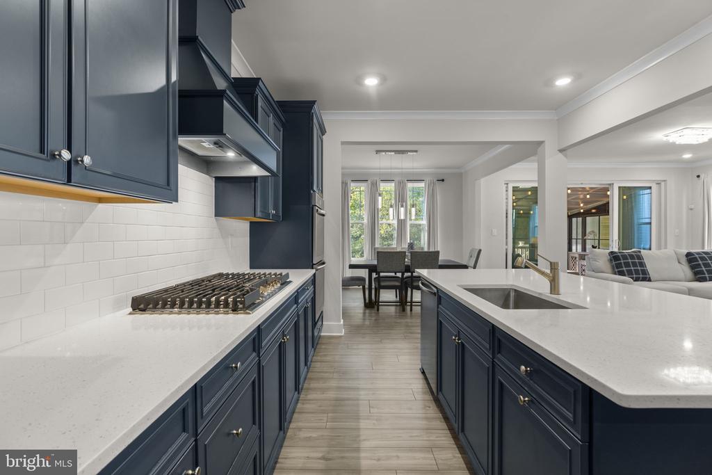 1904 WATERS LANDING DRIVE