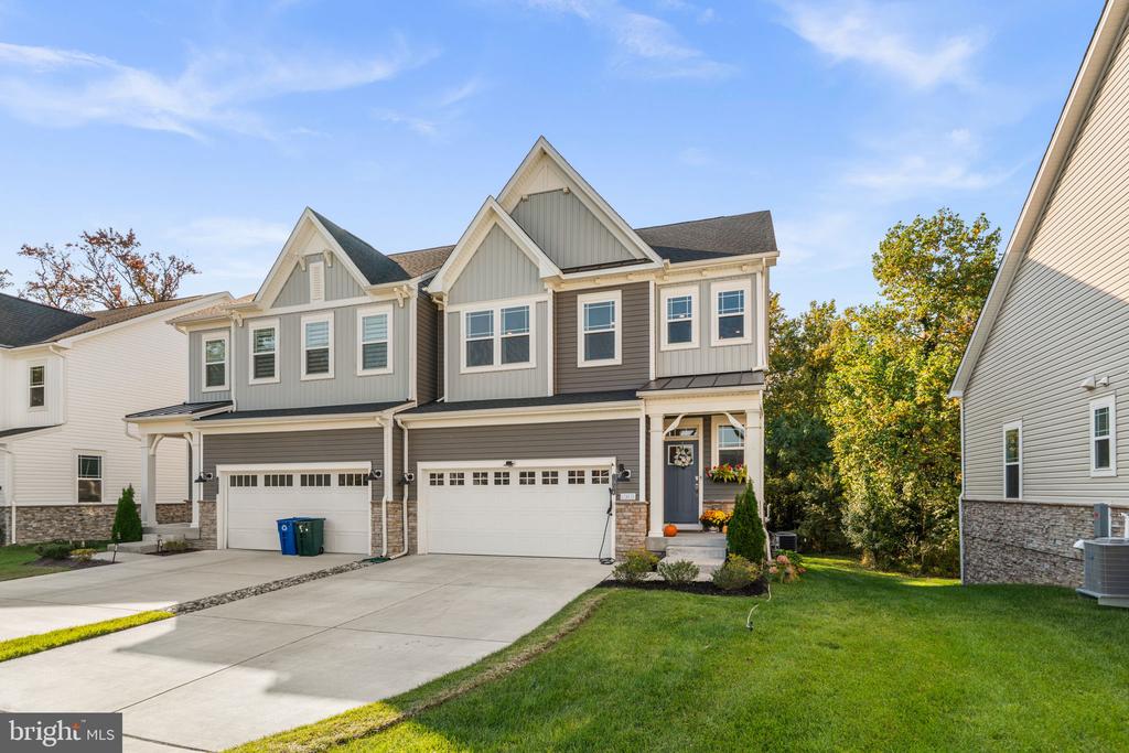 1904 WATERS LANDING DRIVE