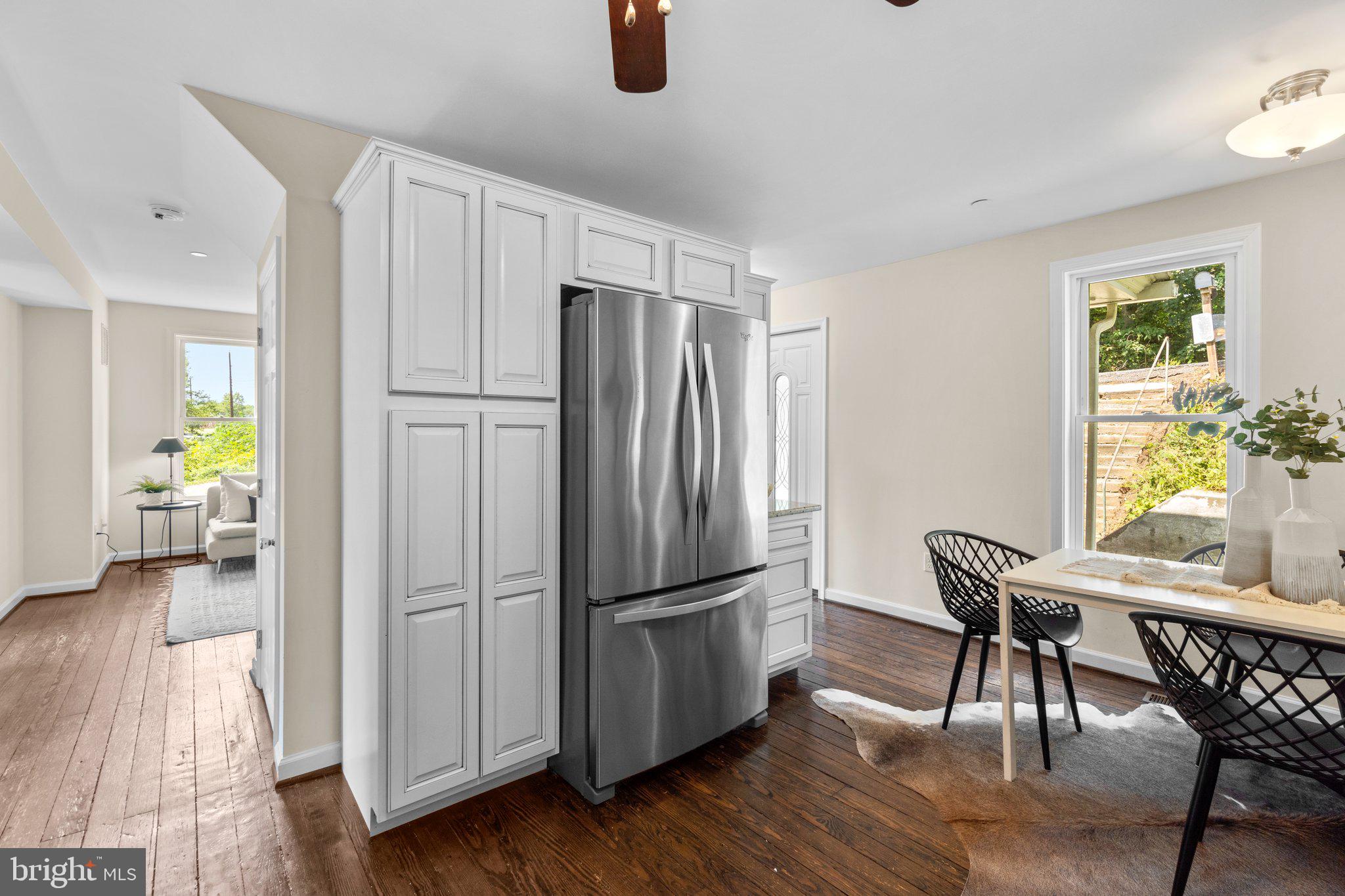 4075 Watson Ln