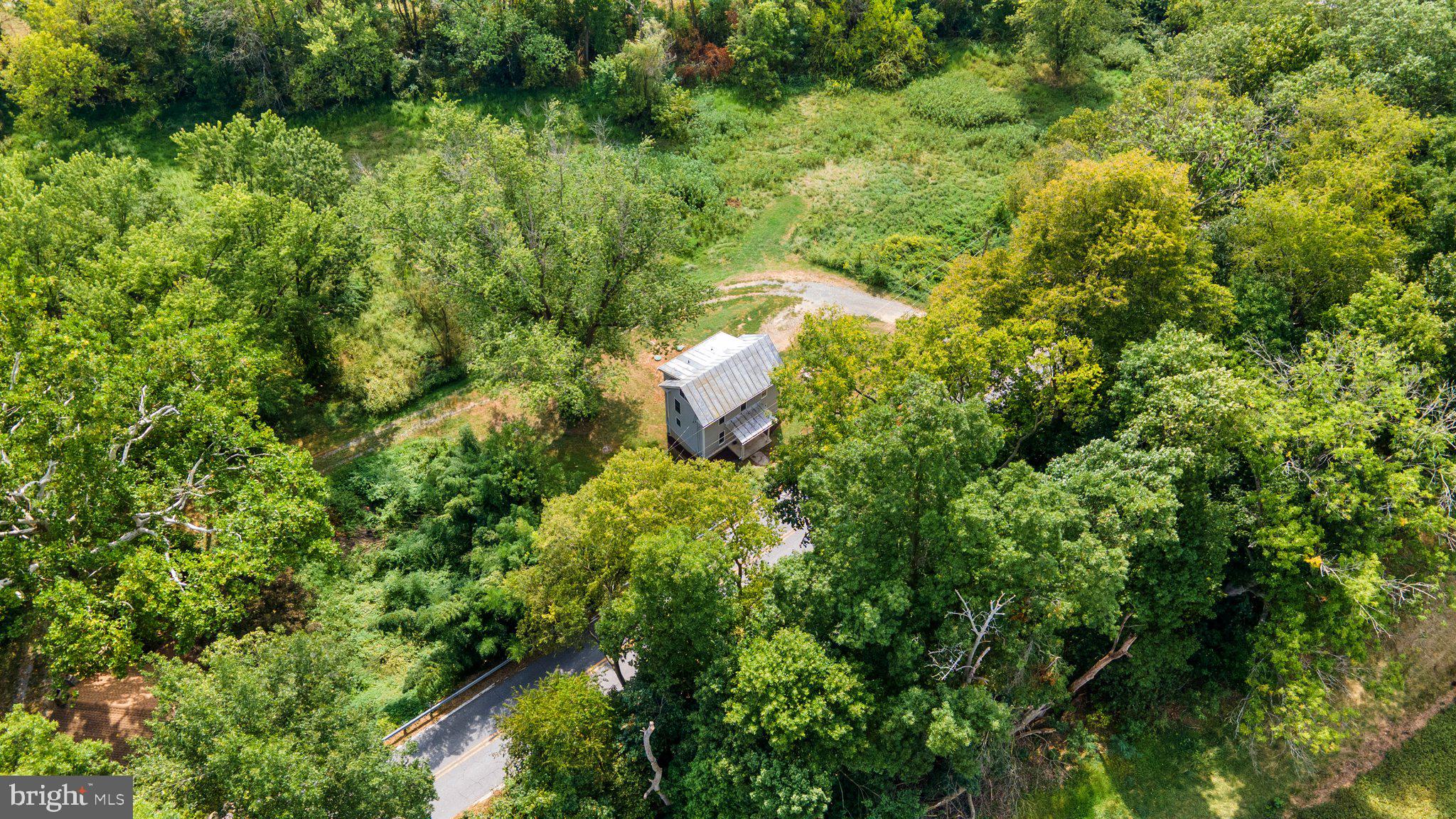 4075 Watson Ln