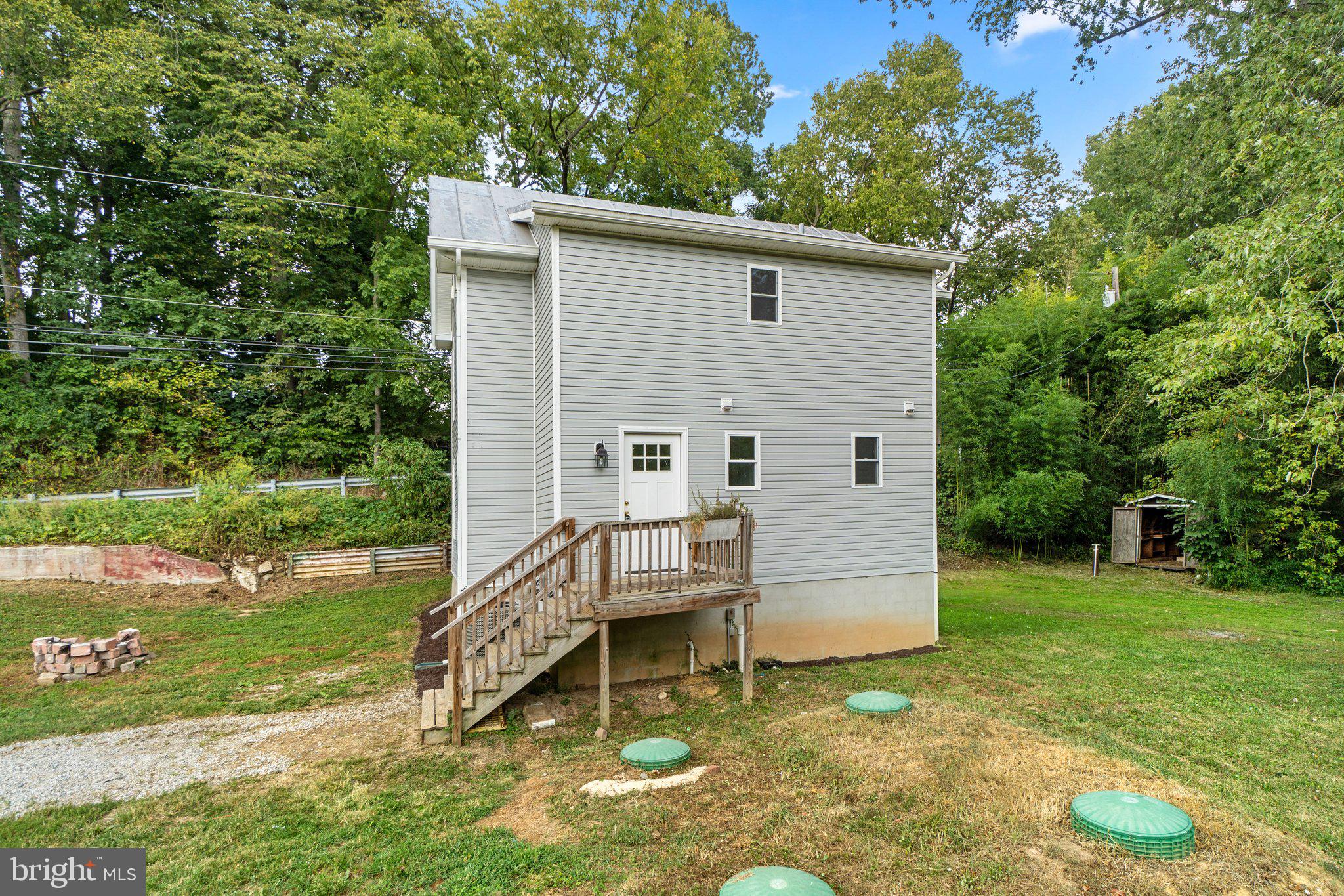 4075 Watson Ln