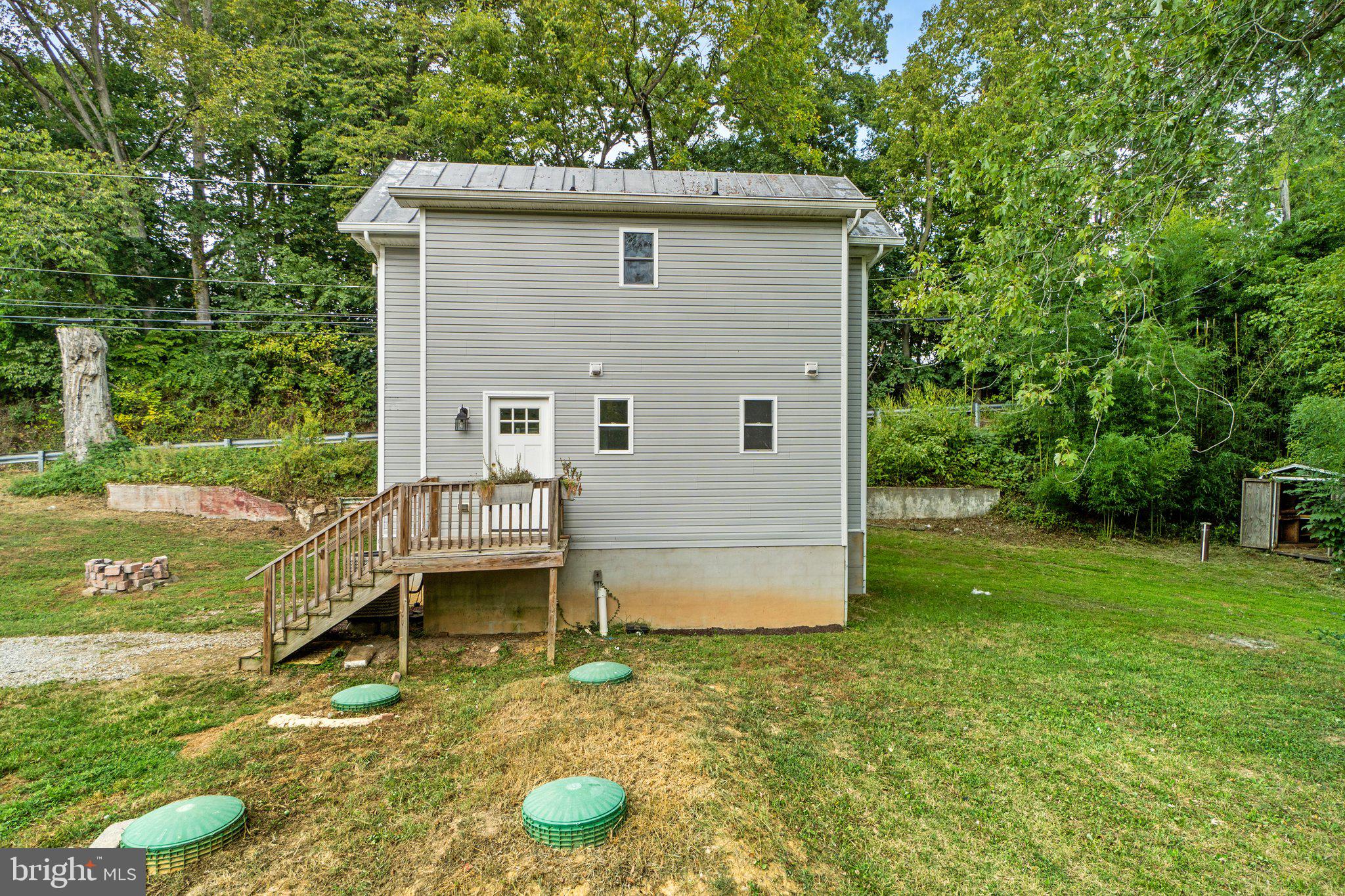 4075 Watson Ln