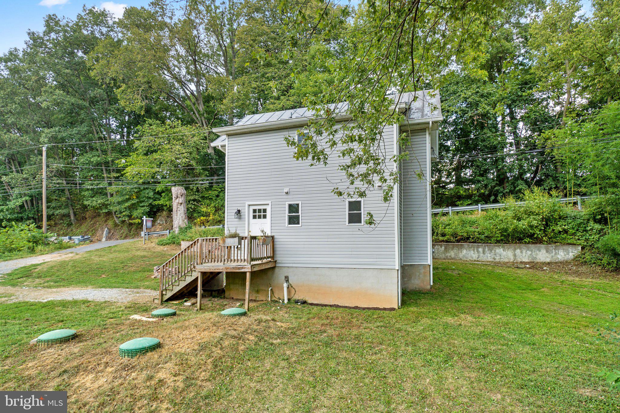 4075 Watson Ln