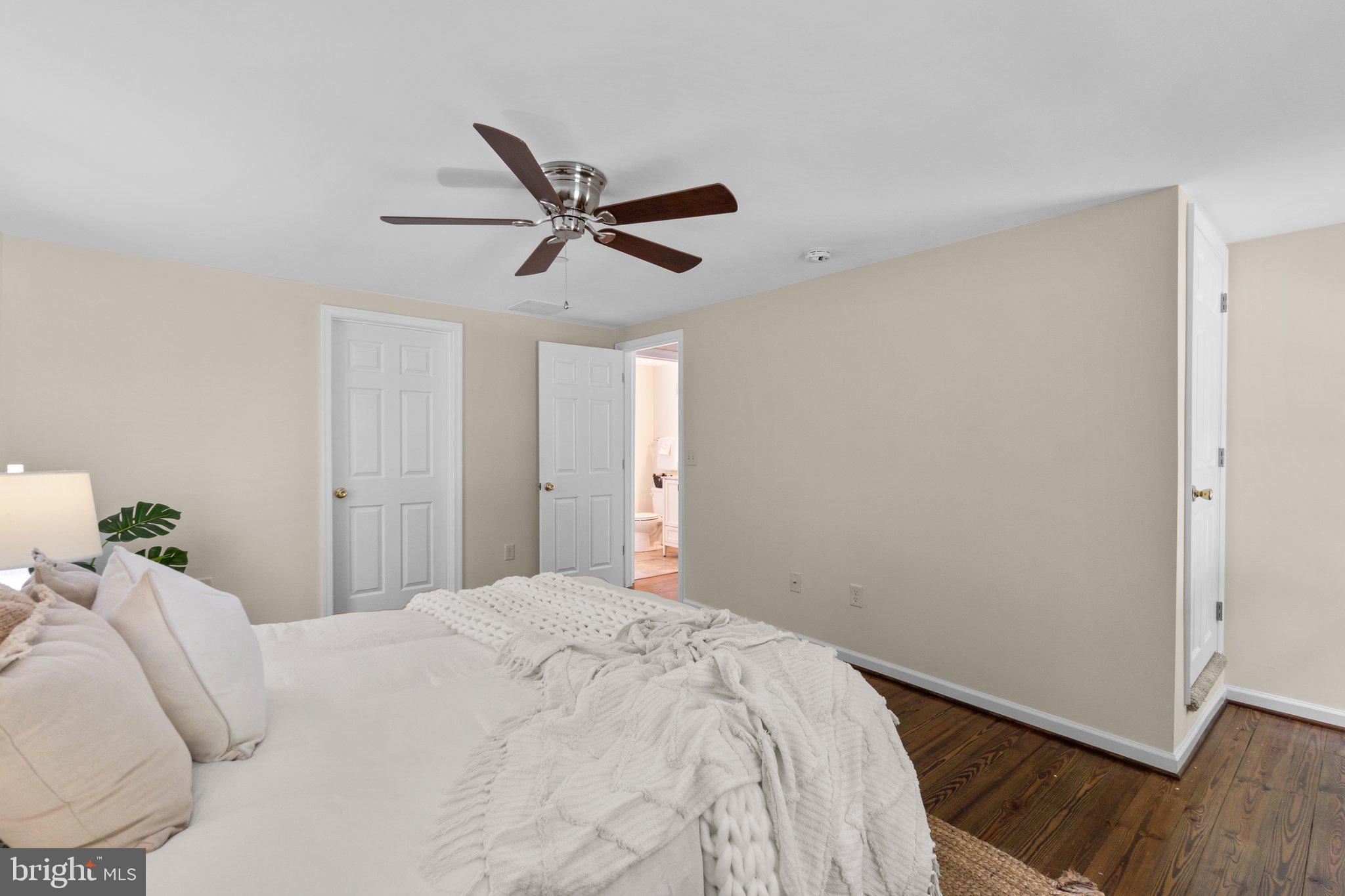 4075 Watson Ln