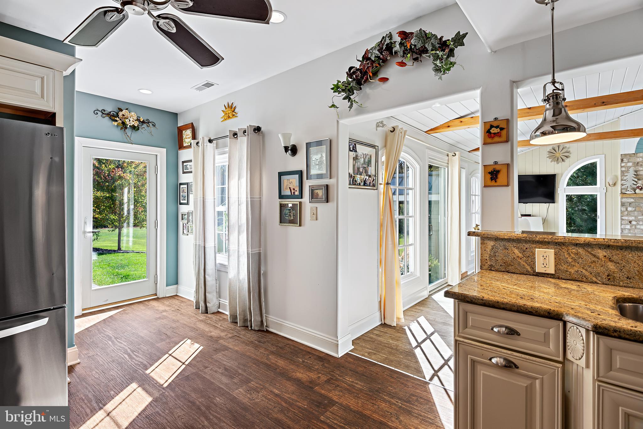 1525 Humbert Schoolhouse Rd