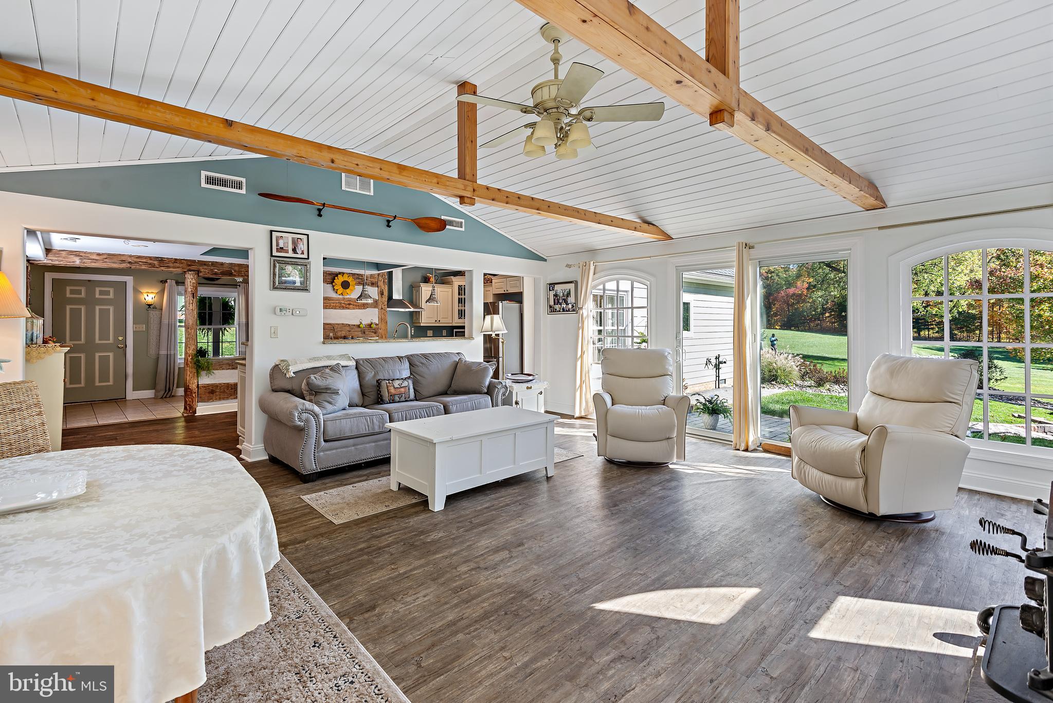 1525 Humbert Schoolhouse Rd