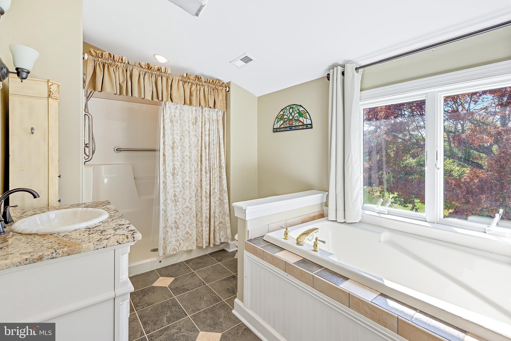 1525 Humbert Schoolhouse Rd