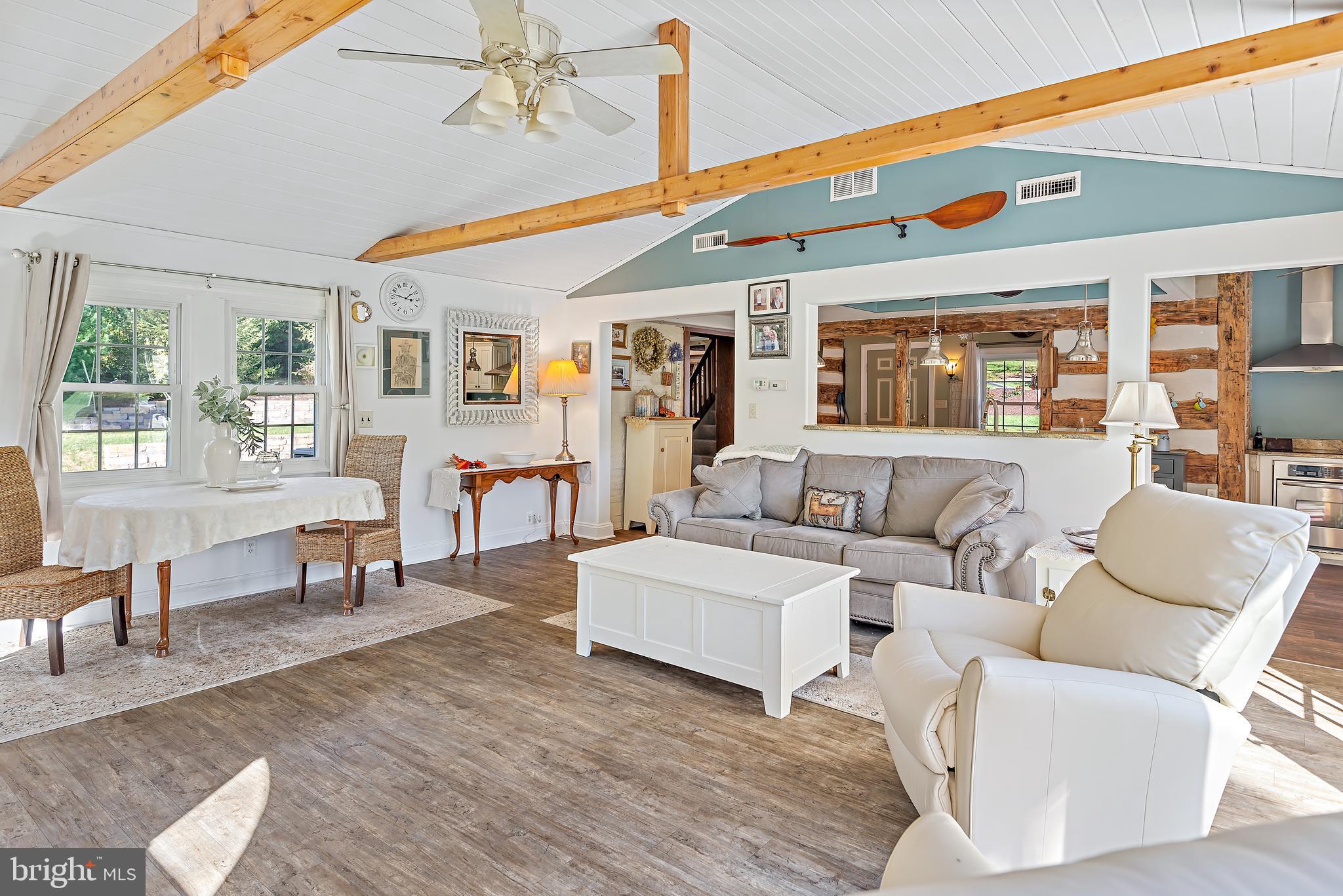 1525 Humbert Schoolhouse Rd