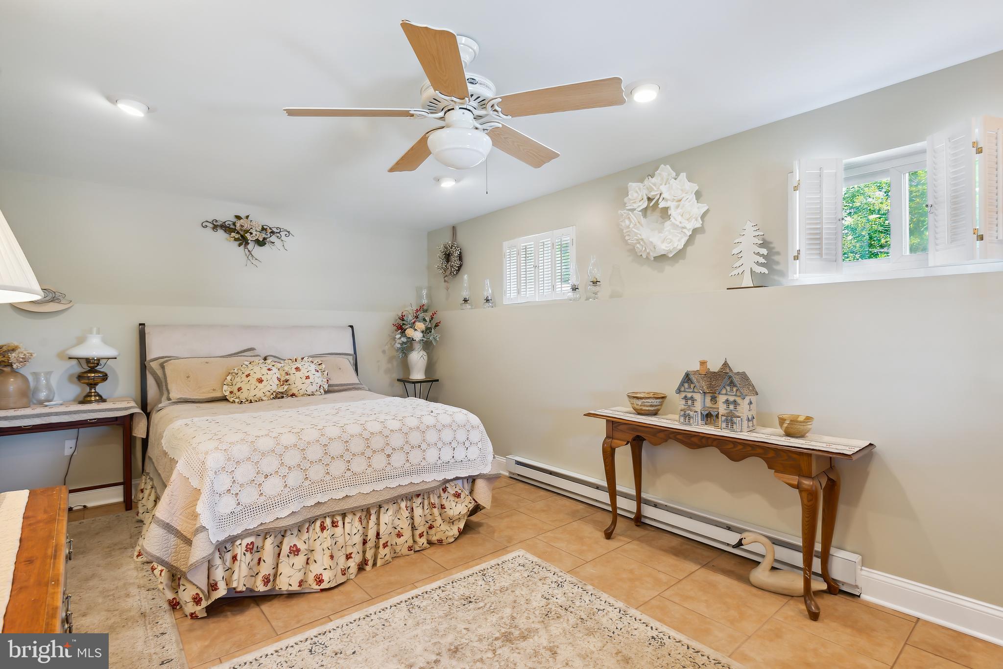 1521 Humbert Schoolhouse Rd