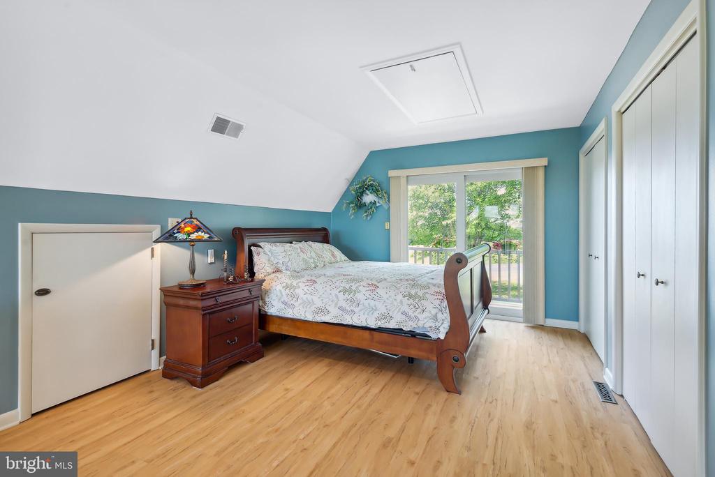 1521 Humbert Schoolhouse Rd