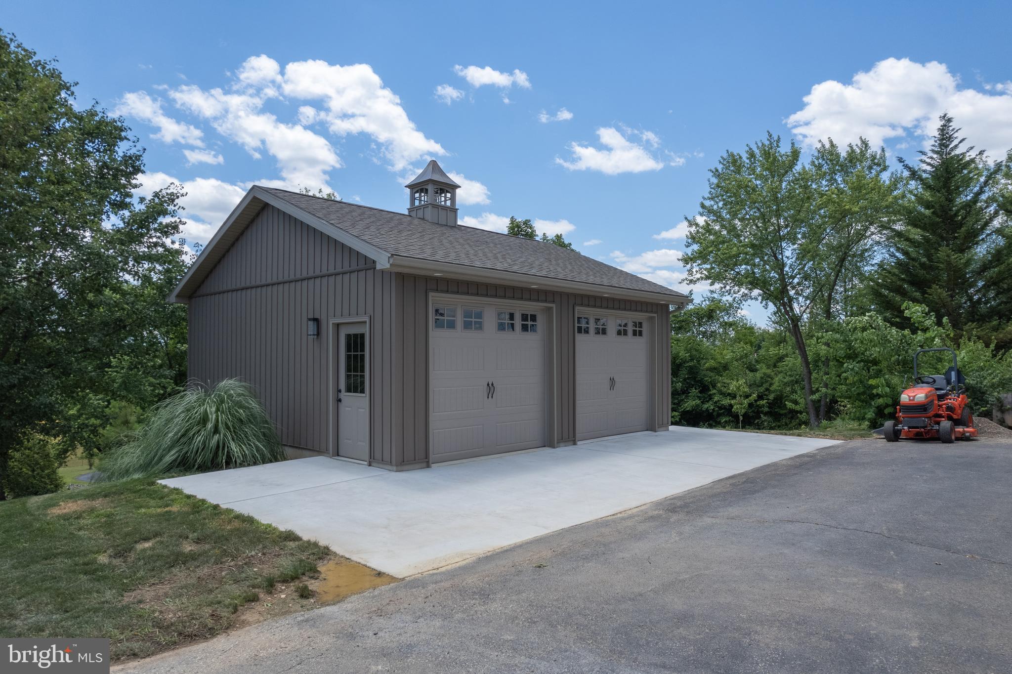 1521 Humbert Schoolhouse Rd