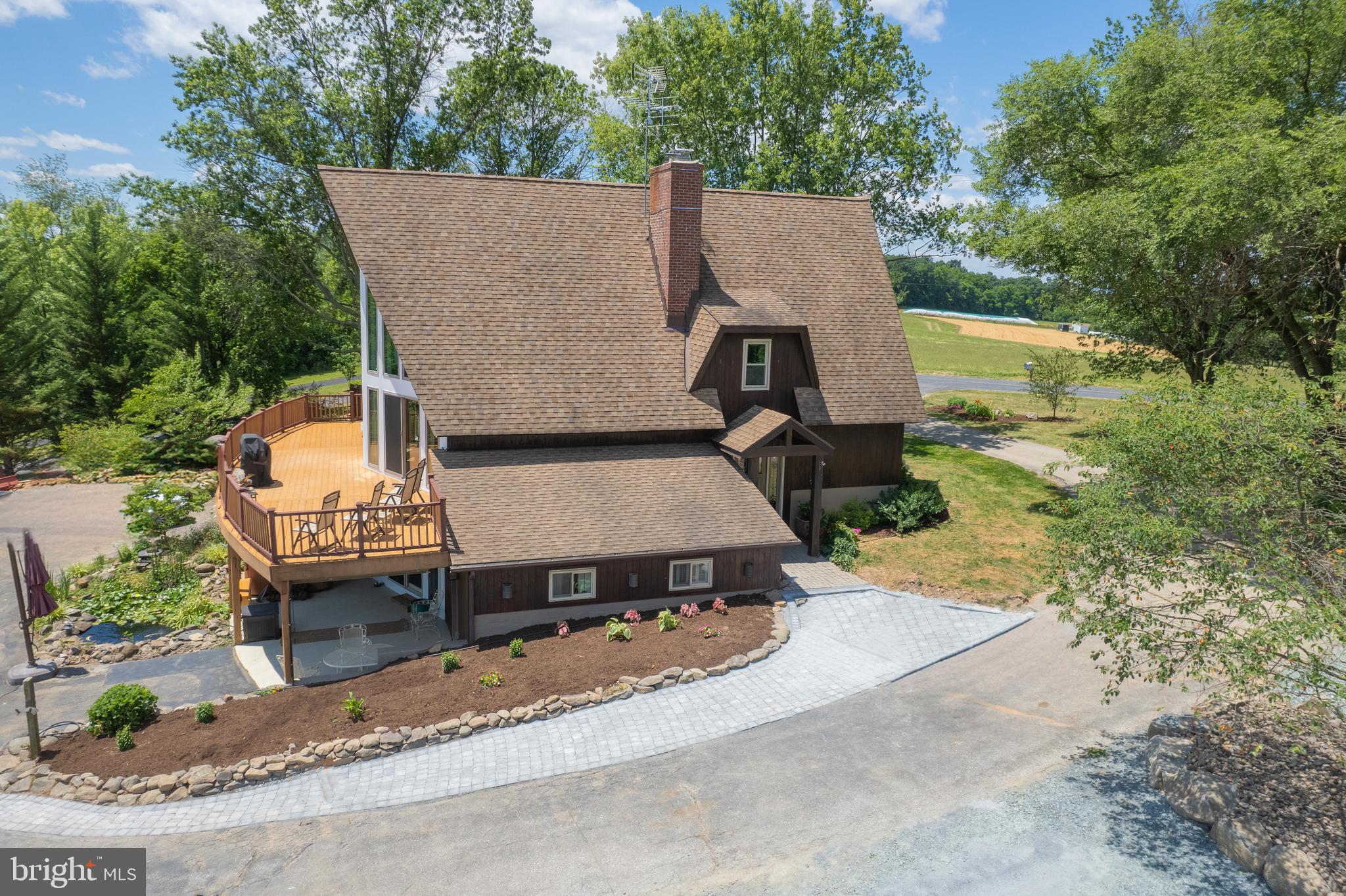 1521 Humbert Schoolhouse Rd