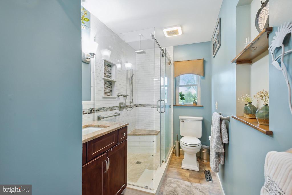 1521 Humbert Schoolhouse Rd