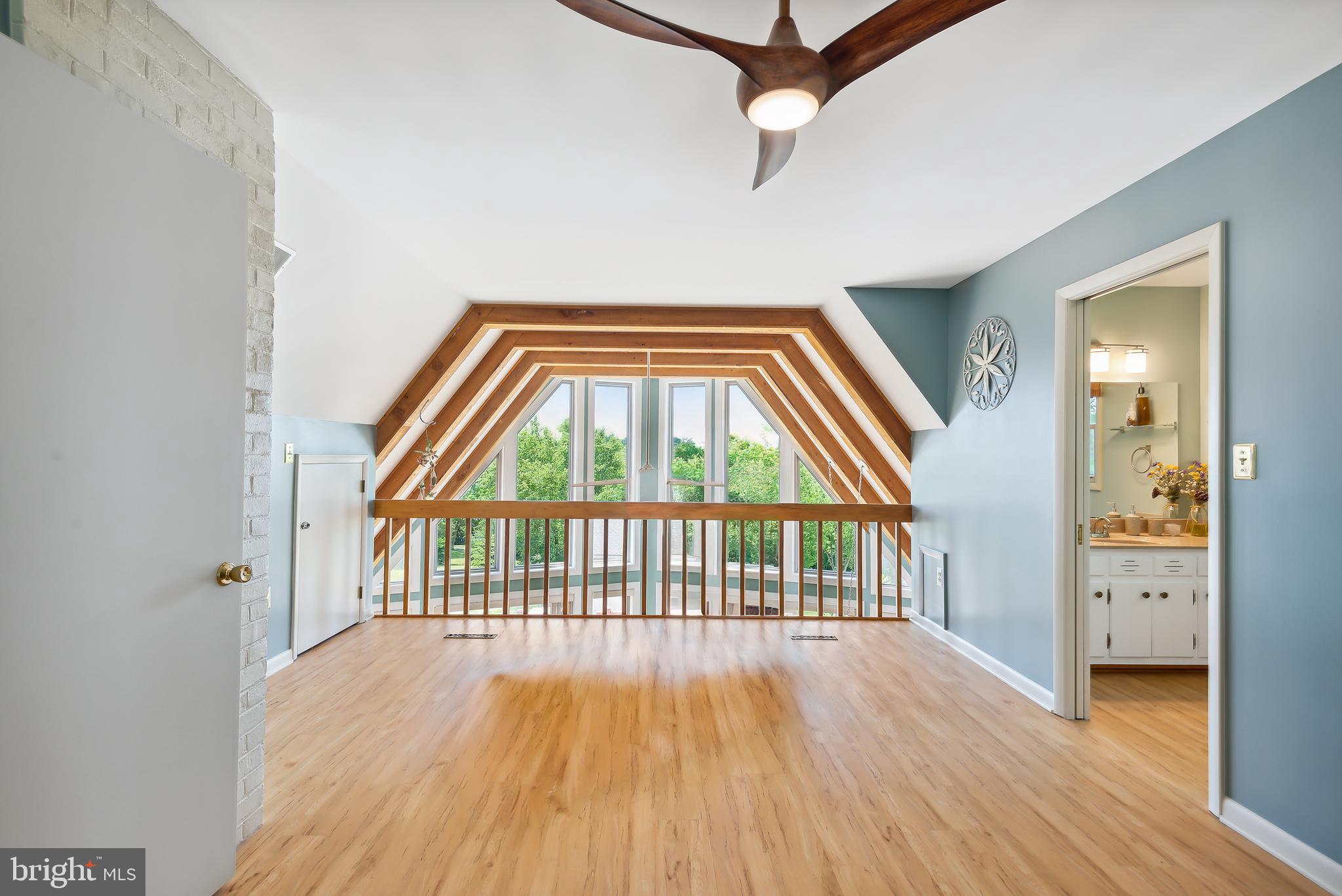 1521 Humbert Schoolhouse Rd