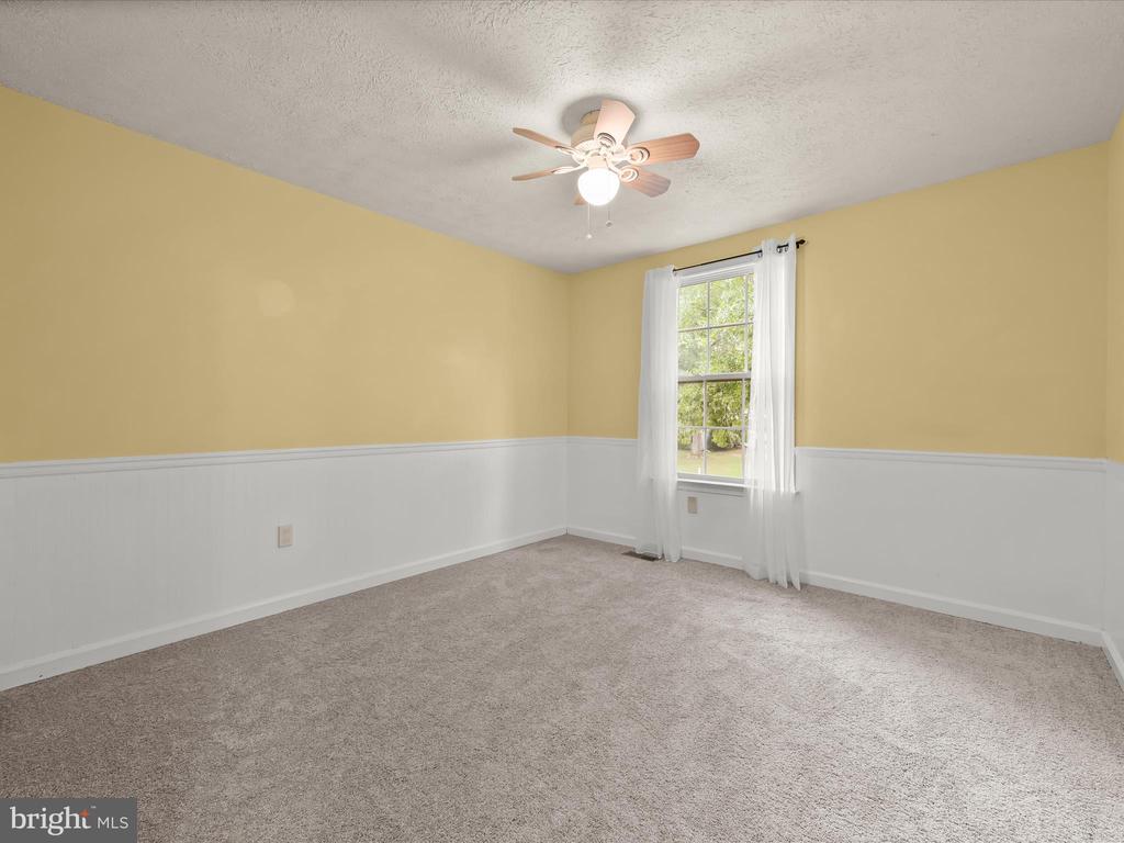 7021 MACBETH WAY