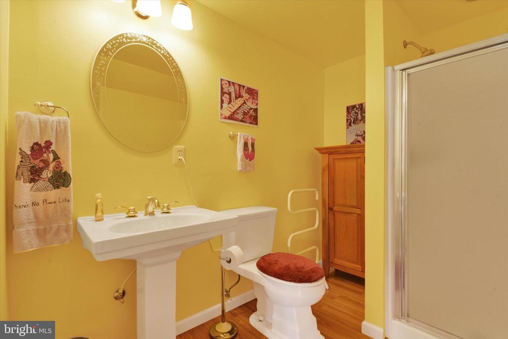 2100 CLOPPER COURT
