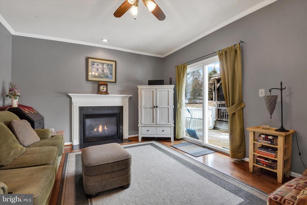2100 CLOPPER COURT