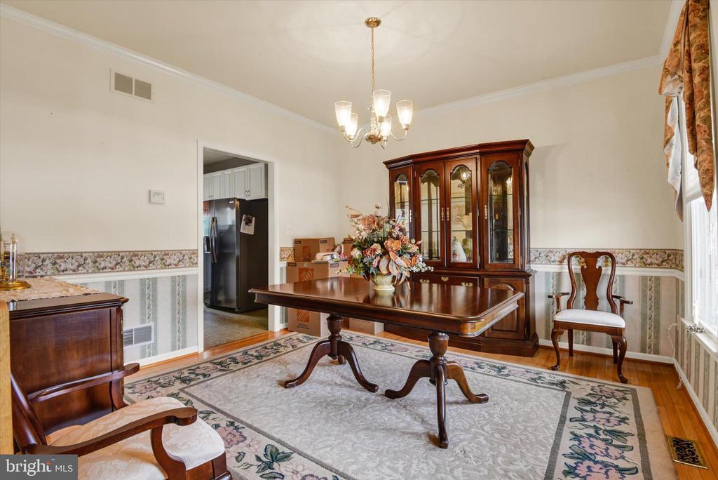 2100 CLOPPER COURT