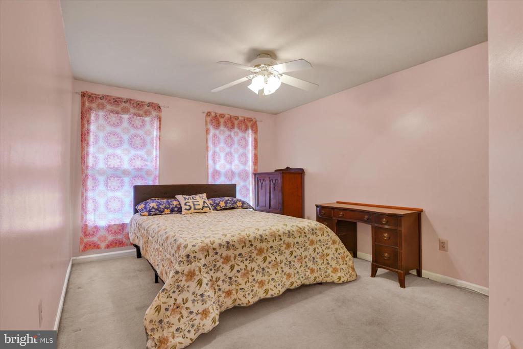 2100 CLOPPER COURT