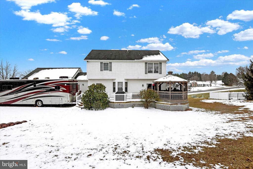 2100 CLOPPER COURT