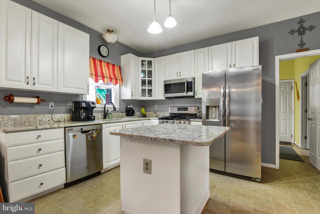 2100 CLOPPER COURT