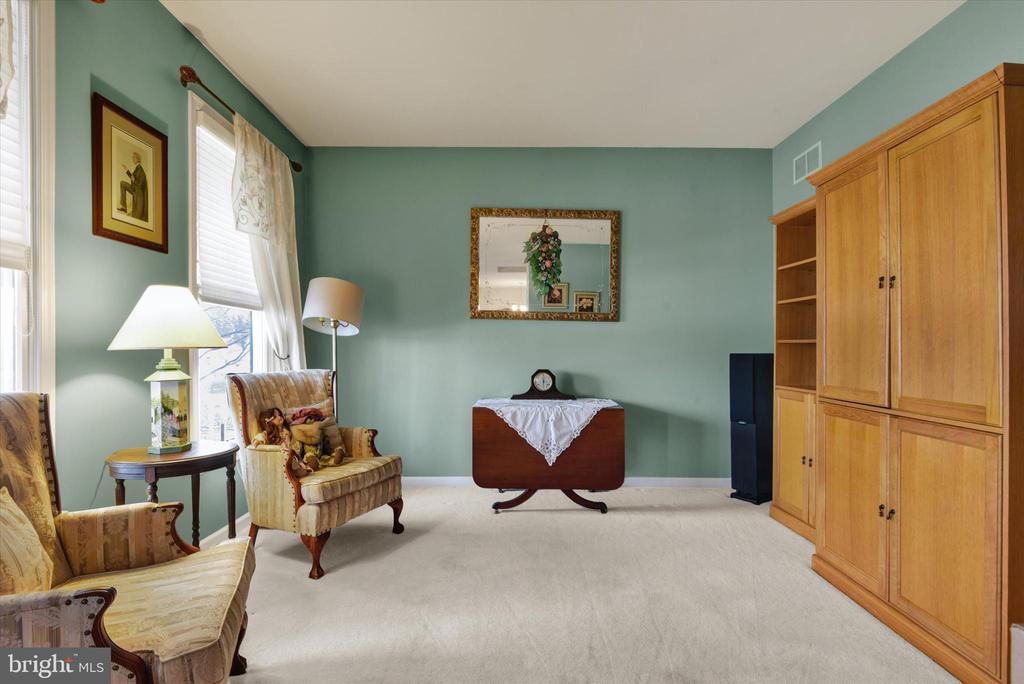 2100 CLOPPER COURT