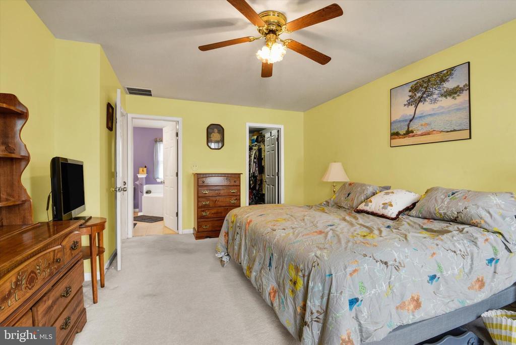 2100 CLOPPER COURT