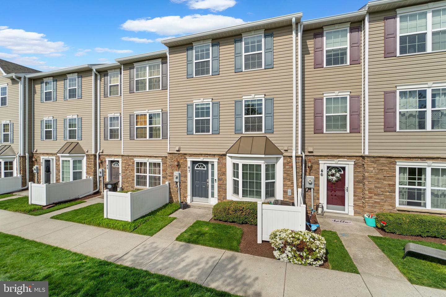 1900 Lennox Dr #47