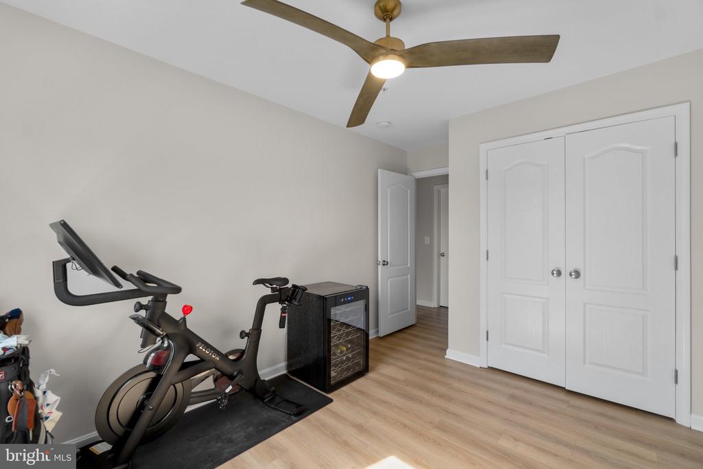1900 Lennox Dr #47