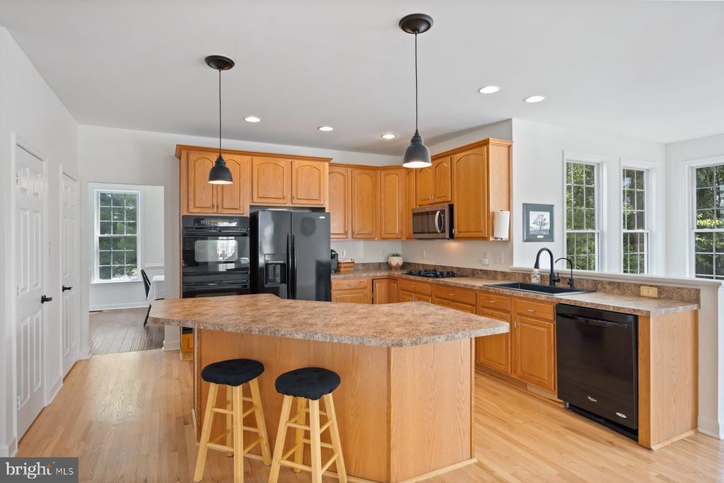 1712 LOCKSLEY LANE