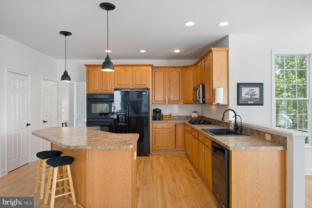 1712 LOCKSLEY LANE
