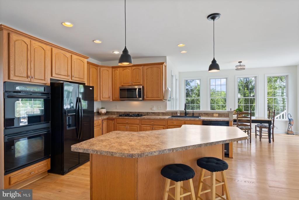 1712 LOCKSLEY LANE