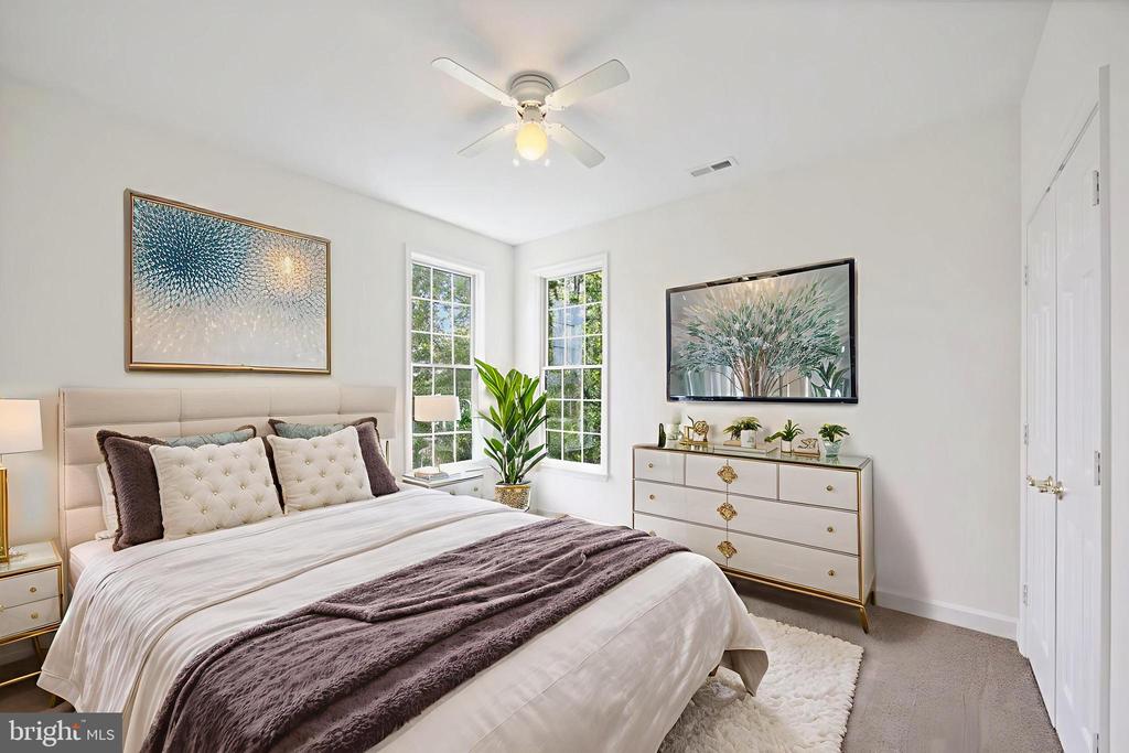 1712 LOCKSLEY LANE