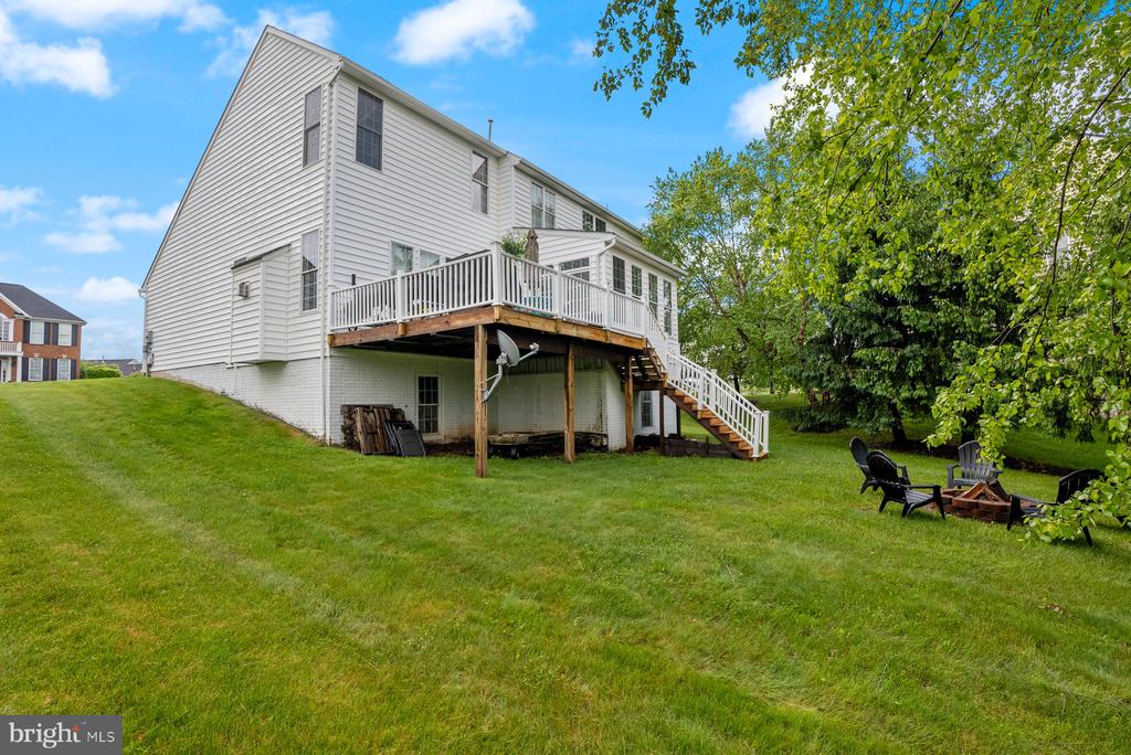 1712 LOCKSLEY LANE