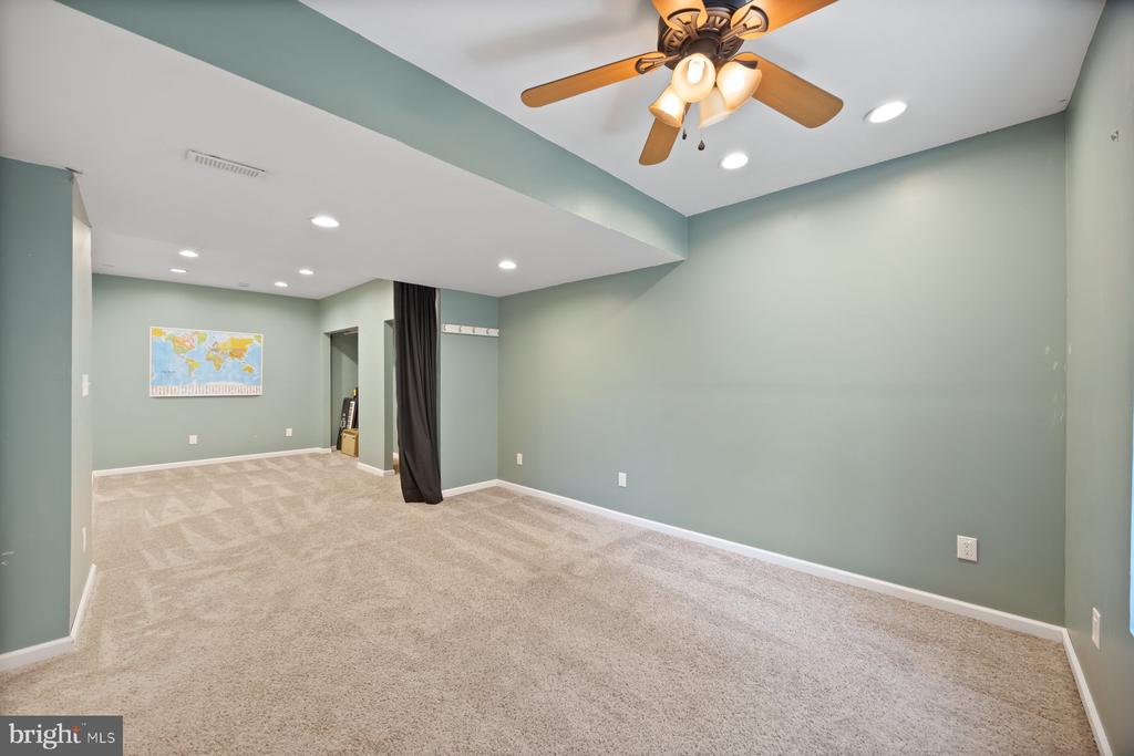 1712 LOCKSLEY LANE