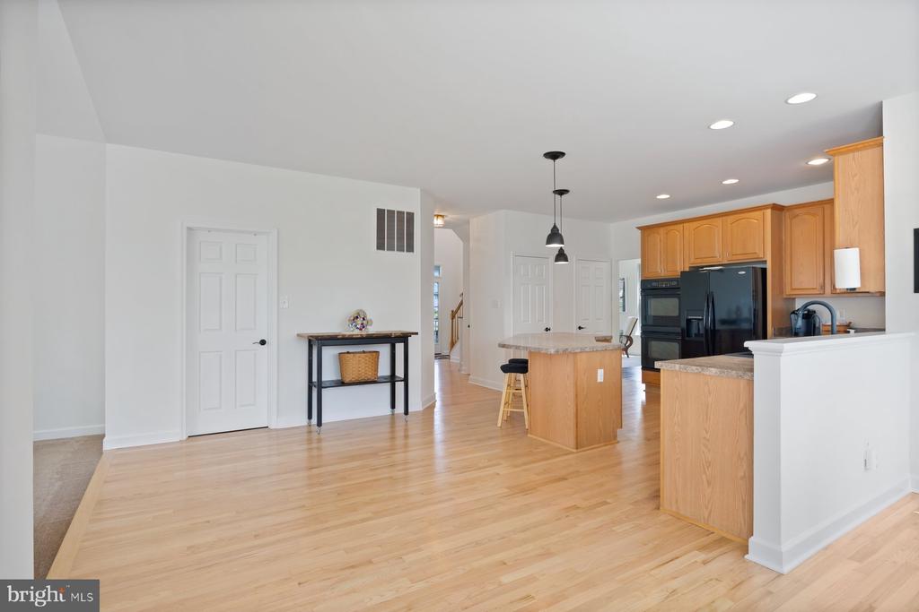 1712 LOCKSLEY LANE