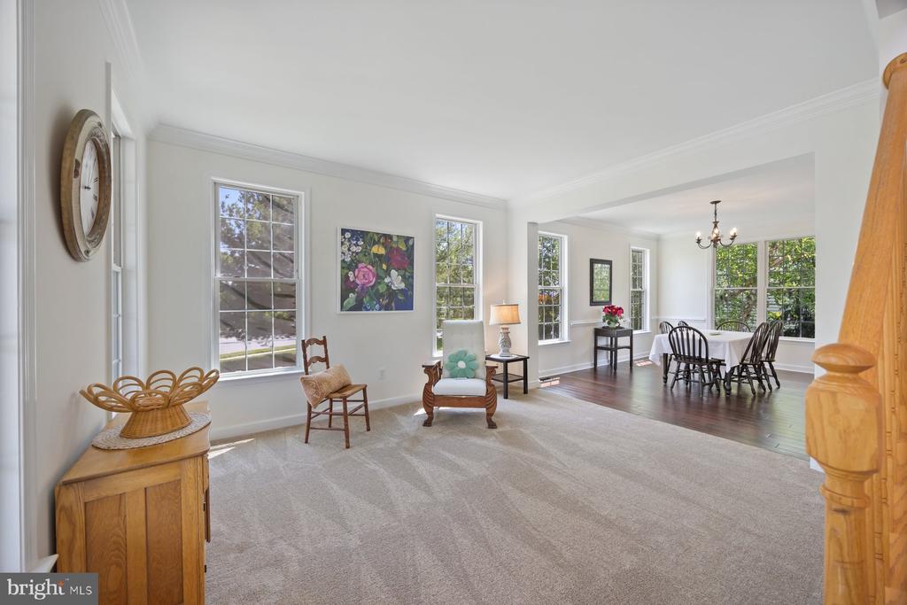 1712 LOCKSLEY LANE