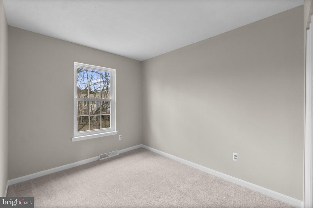 496 SILVER COURT