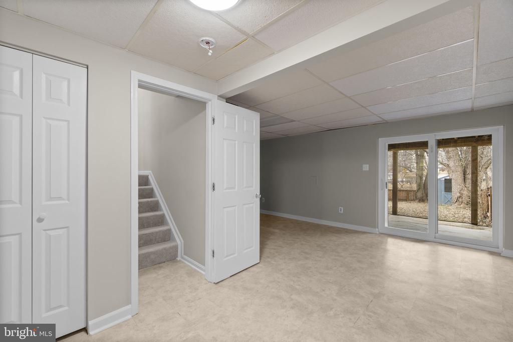 496 SILVER COURT