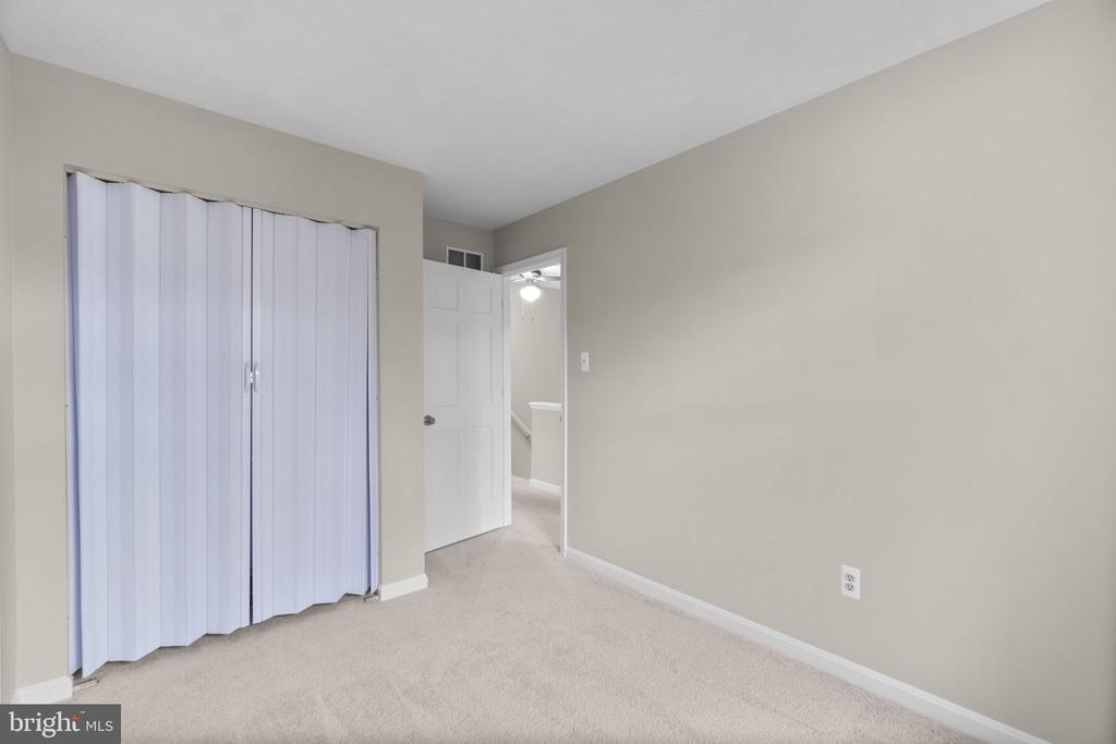 496 SILVER COURT