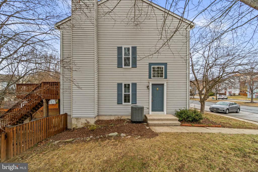 496 SILVER COURT