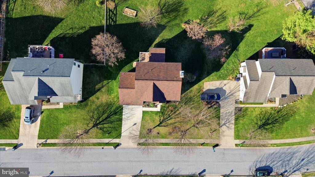 1410 SUMMER SWEET LANE