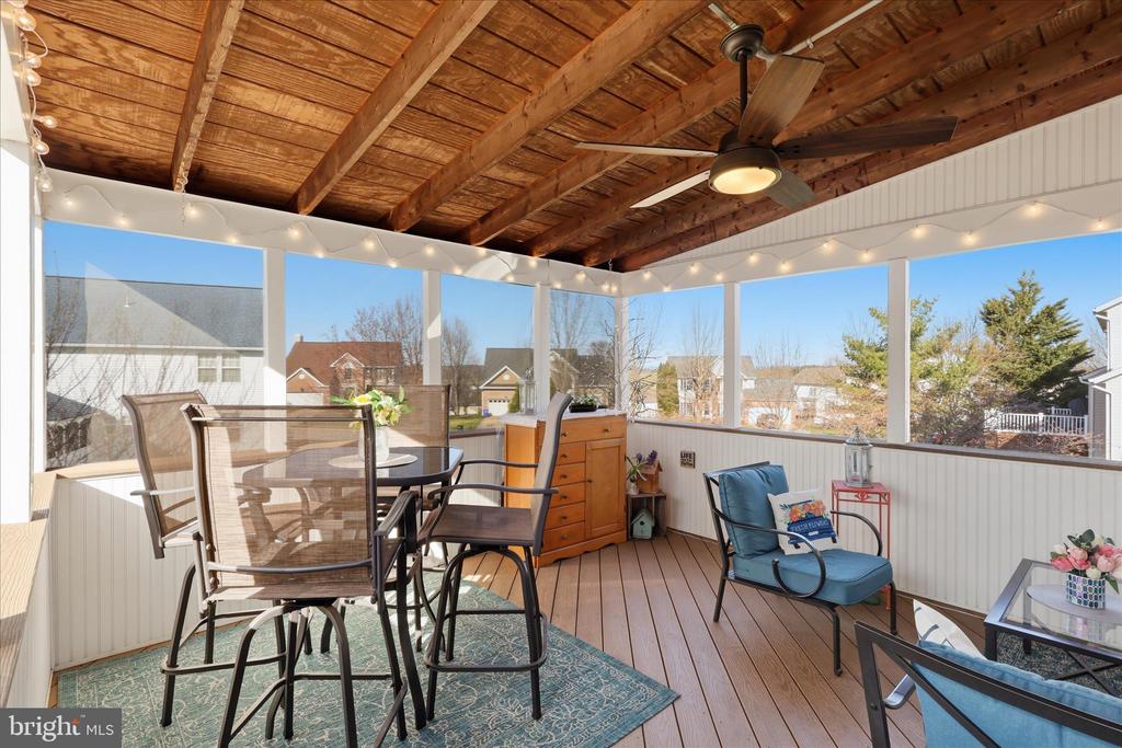 1410 SUMMER SWEET LANE