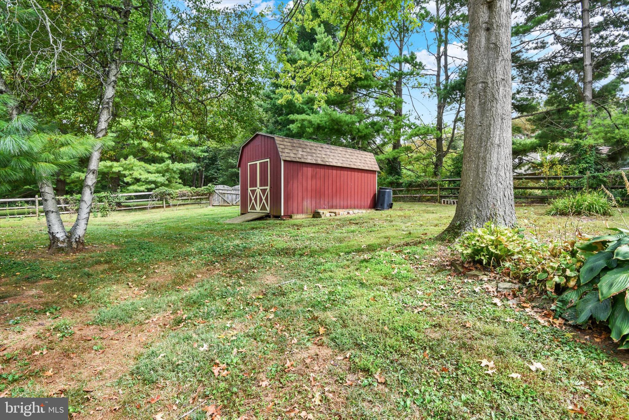 809 LUCABAUGH MILL ROAD