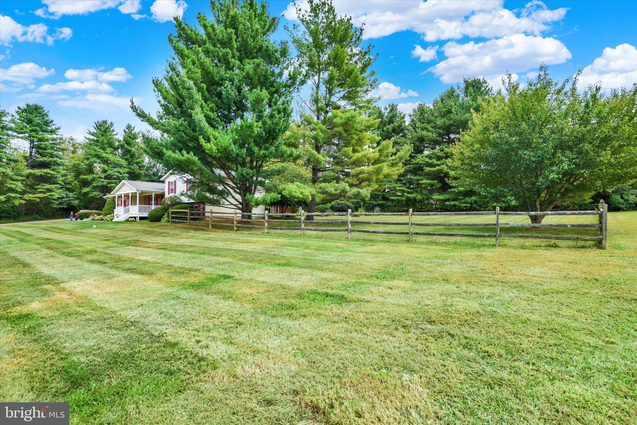 809 LUCABAUGH MILL ROAD