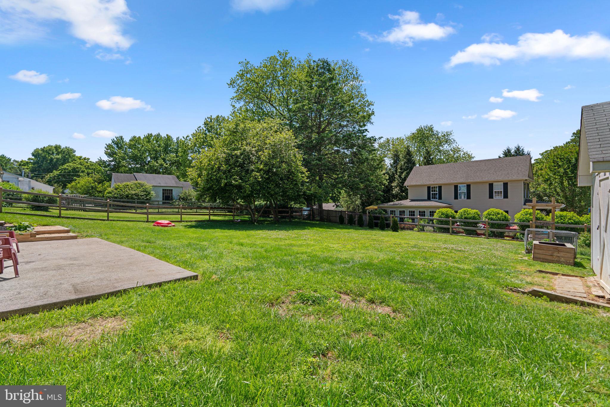 7546 WOODBINE ROAD