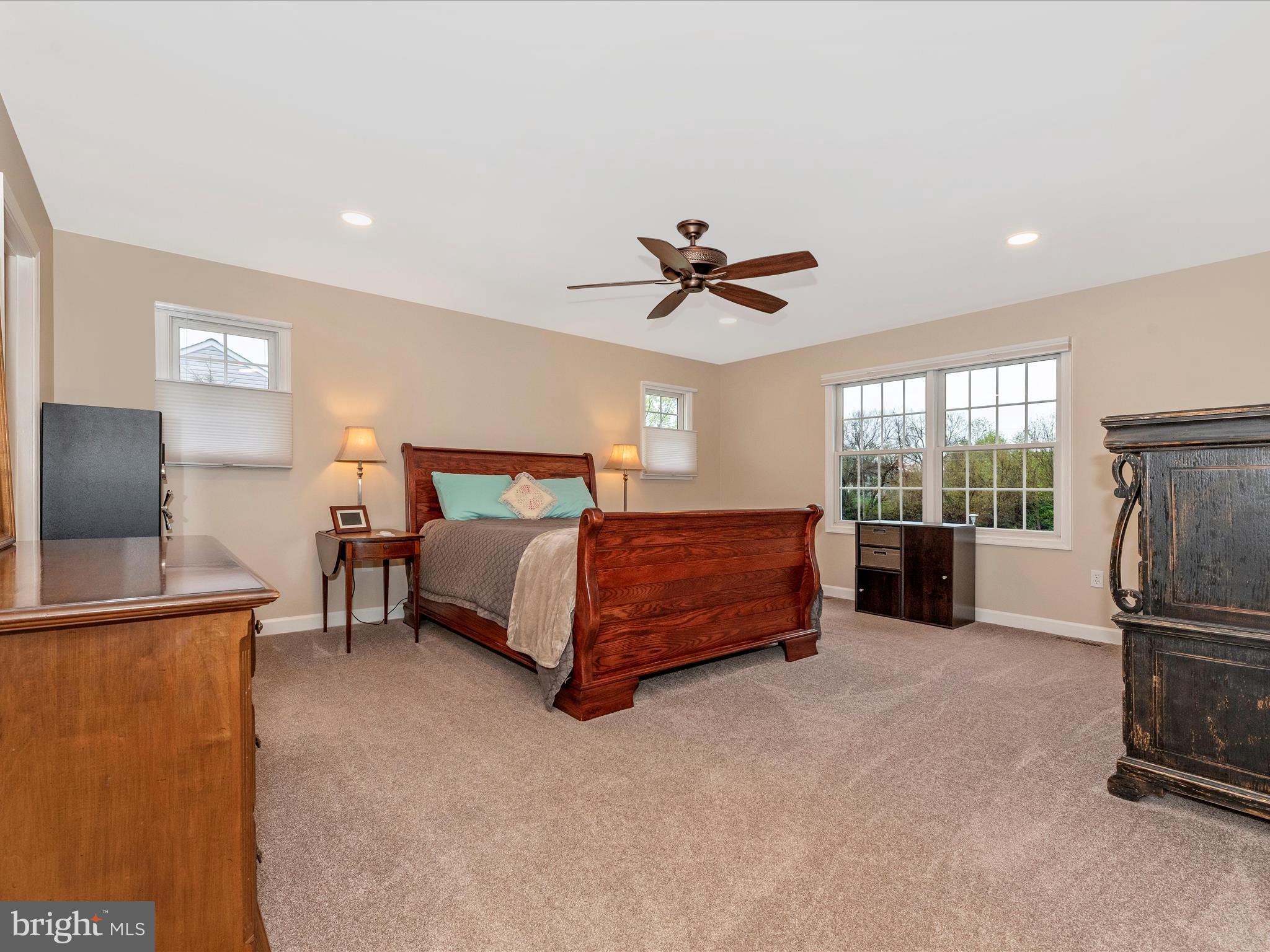 1825 TUSCARORA COURT