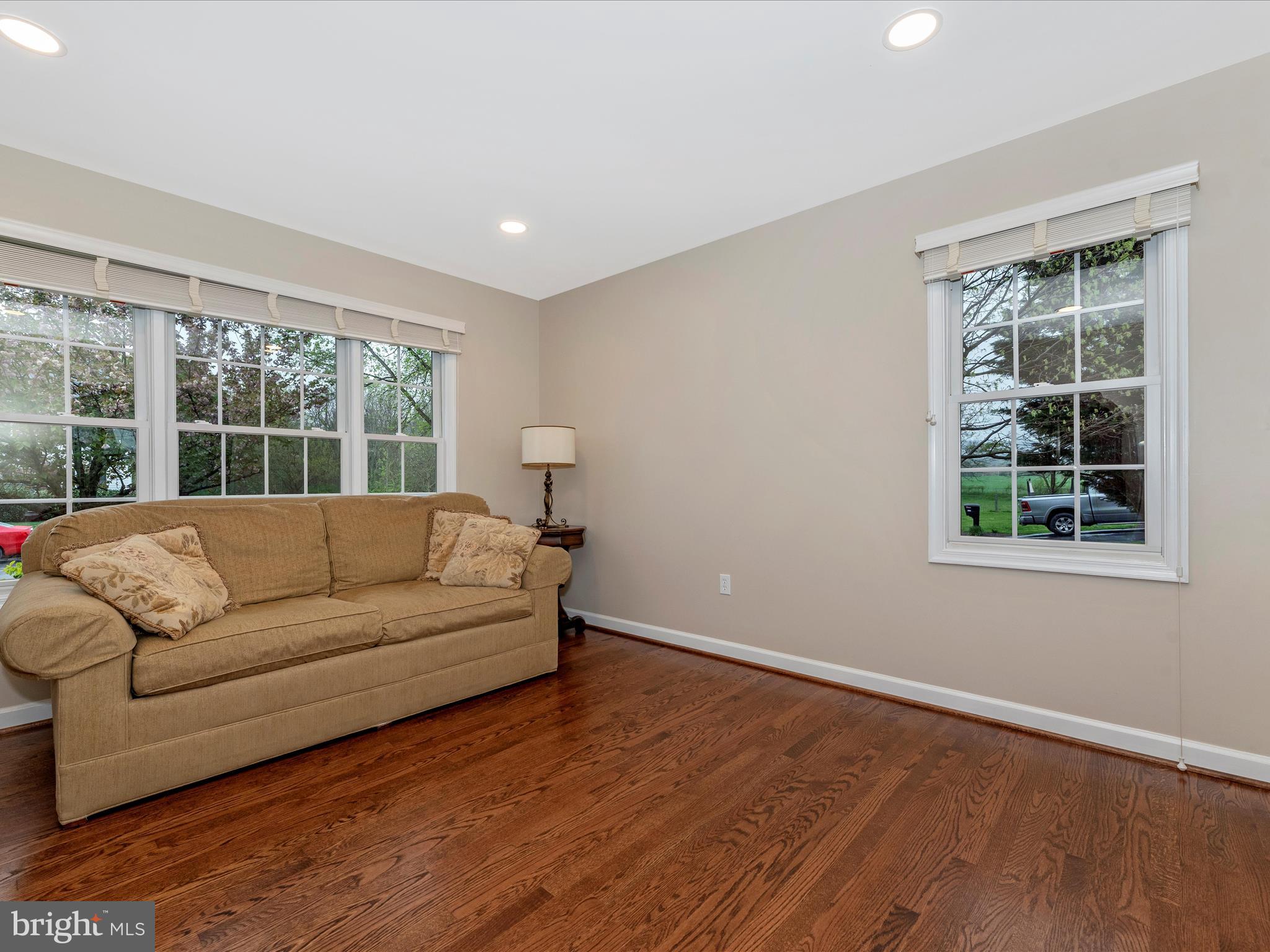 1825 TUSCARORA COURT